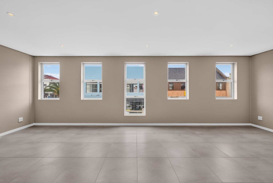 1 Bedroom Property for Sale in Fish Hoek Western Cape